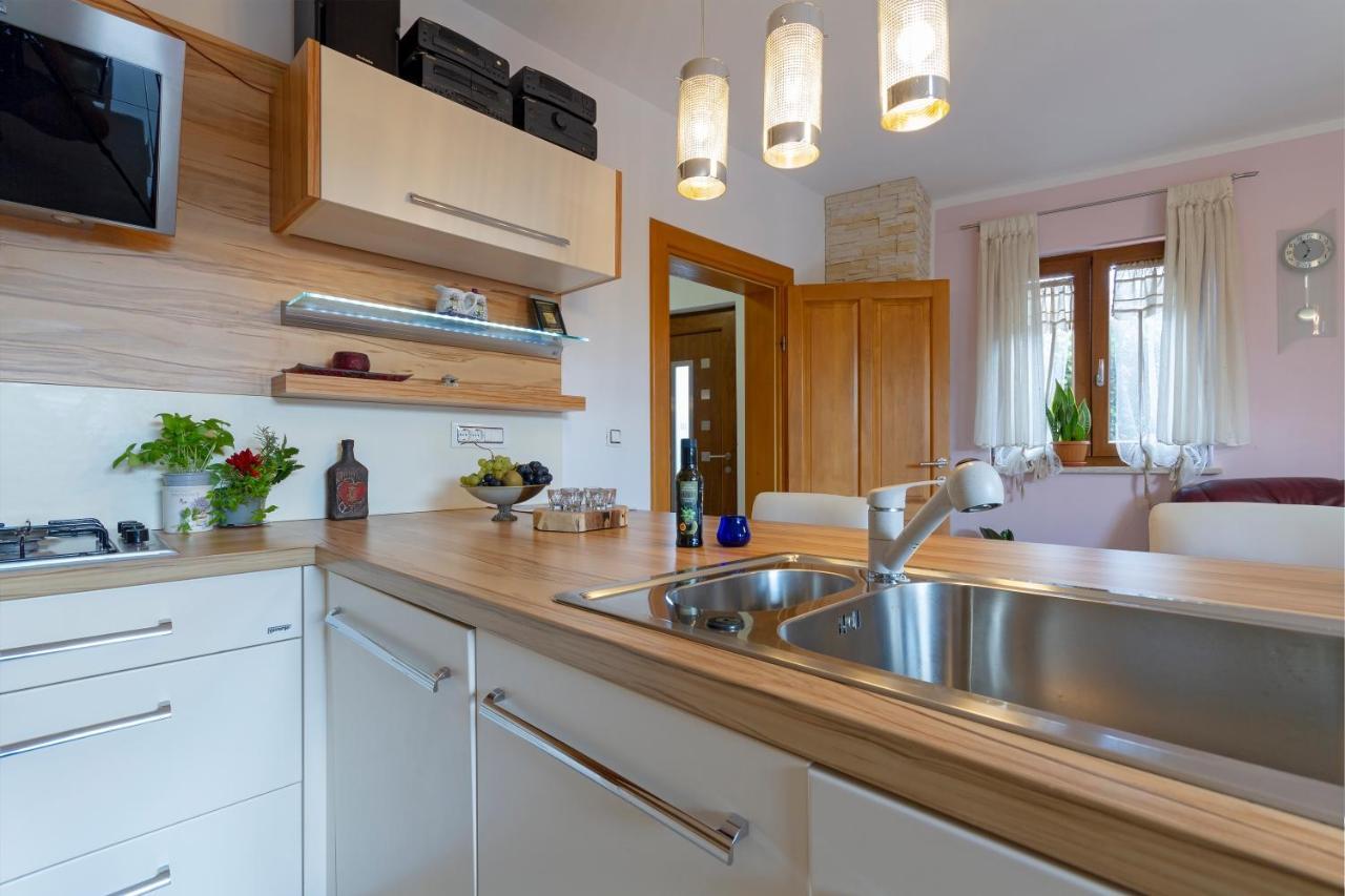 באלה Magic Holiday Apartment מראה חיצוני תמונה