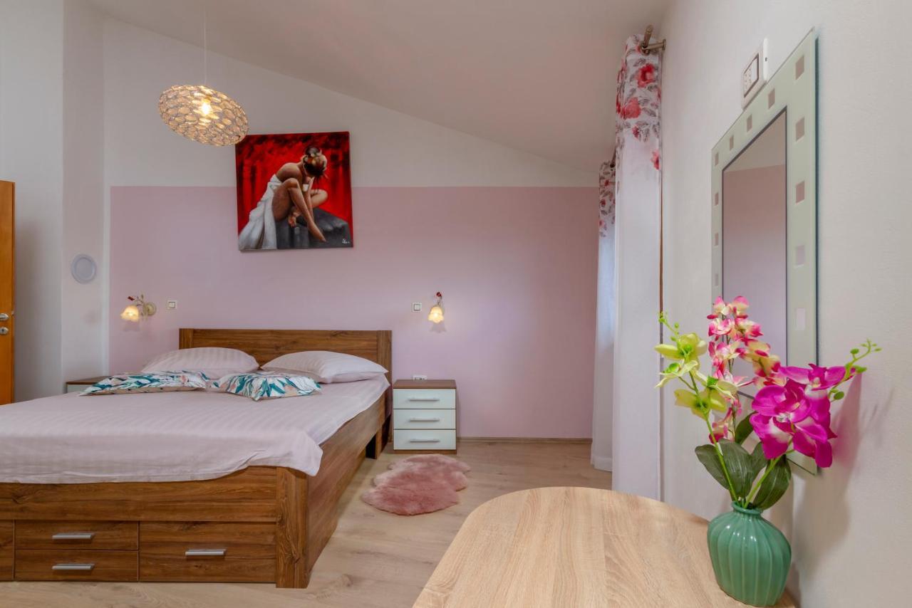 באלה Magic Holiday Apartment מראה חיצוני תמונה