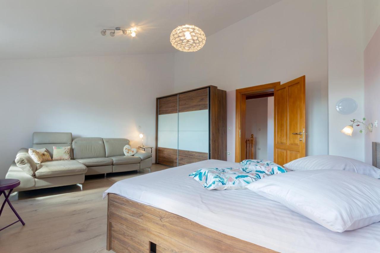 באלה Magic Holiday Apartment מראה חיצוני תמונה