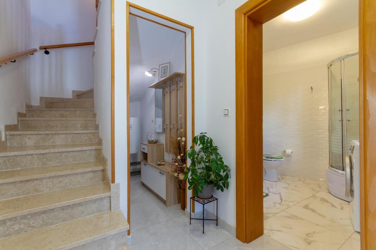 באלה Magic Holiday Apartment מראה חיצוני תמונה