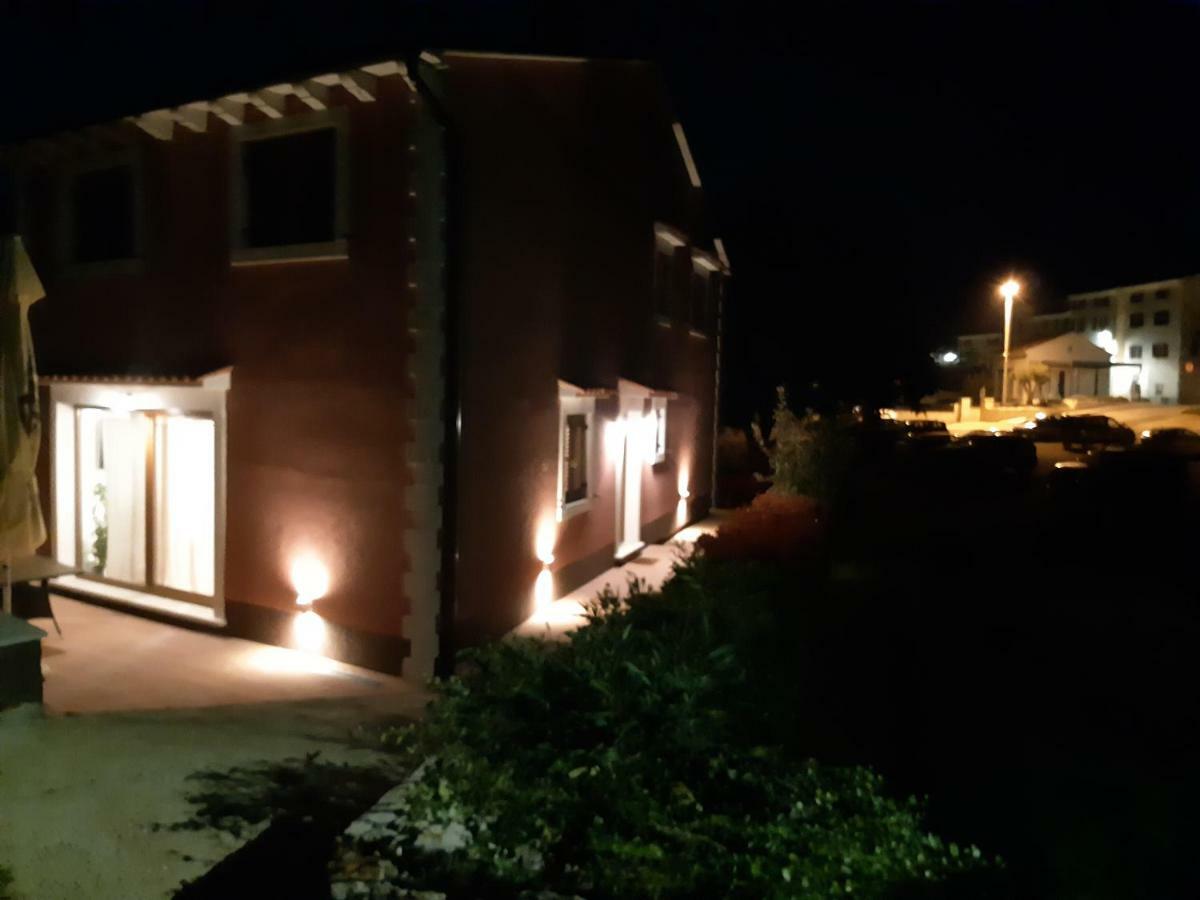 באלה Magic Holiday Apartment מראה חיצוני תמונה